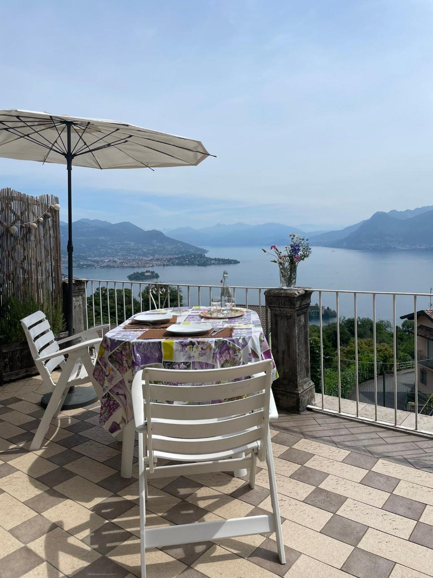 Appartamento Villagio - Terrazzo ストレーザ エクステリア 写真
